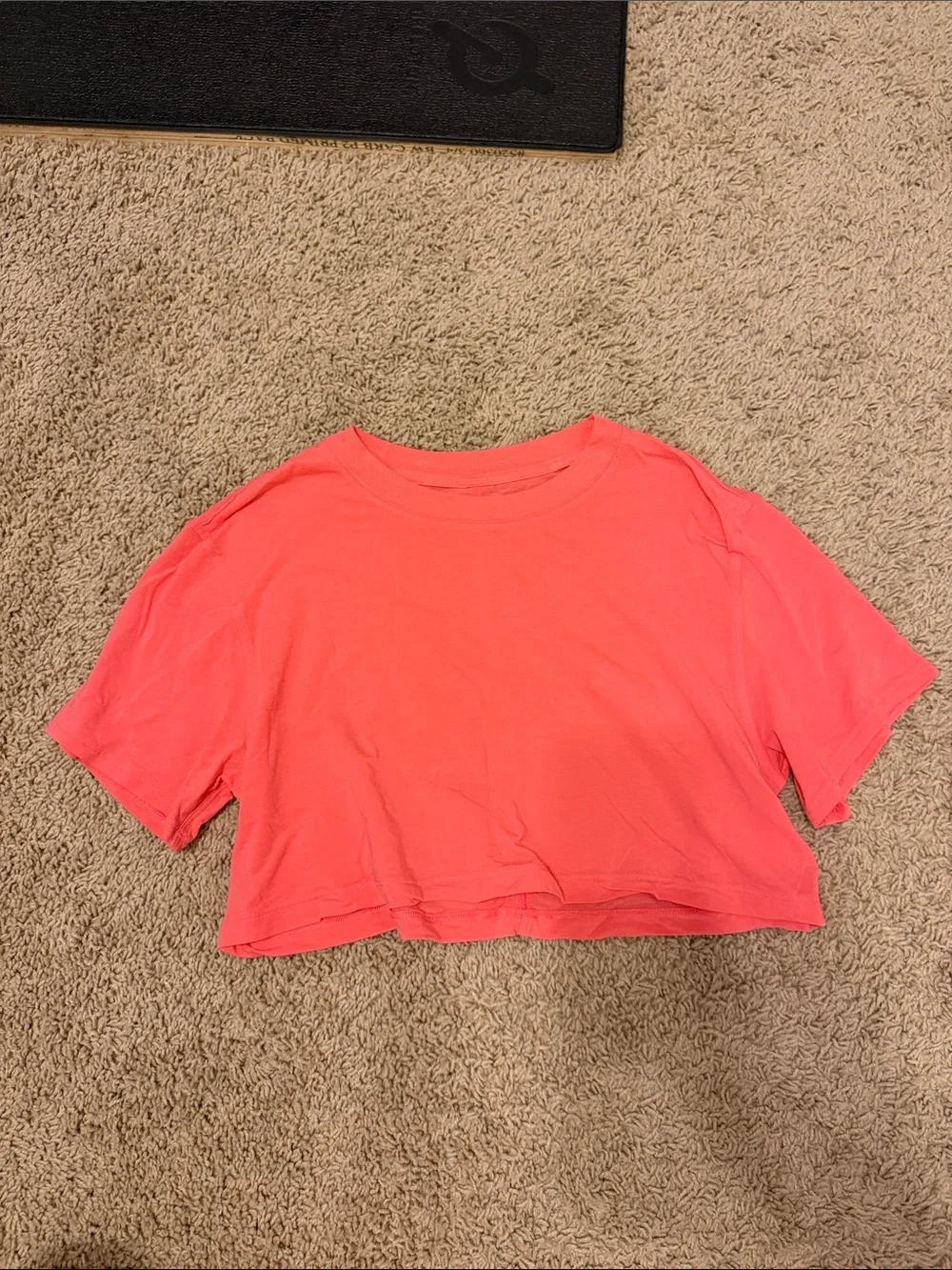 lululemon athletica Cropped Tee in Coral